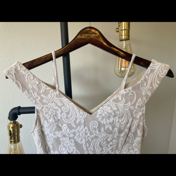 Blue Rose Apparel White Lace Dress - Picture 4 of 7